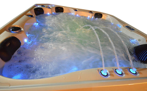 Whirlpool Outdoor Hot Tub Spa Pool ARI perlweiß-weiß - bm raumkonzept