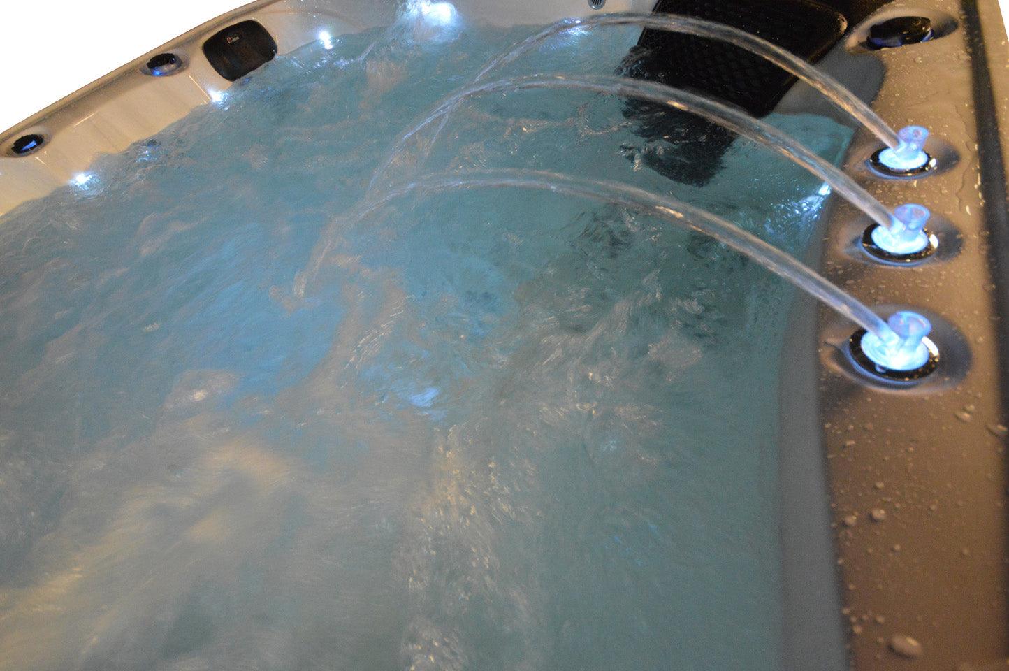 Whirlpool Outdoor Hot Tub Spa Pool ARI marmorweiß-hellgrau - bm raumkonzept