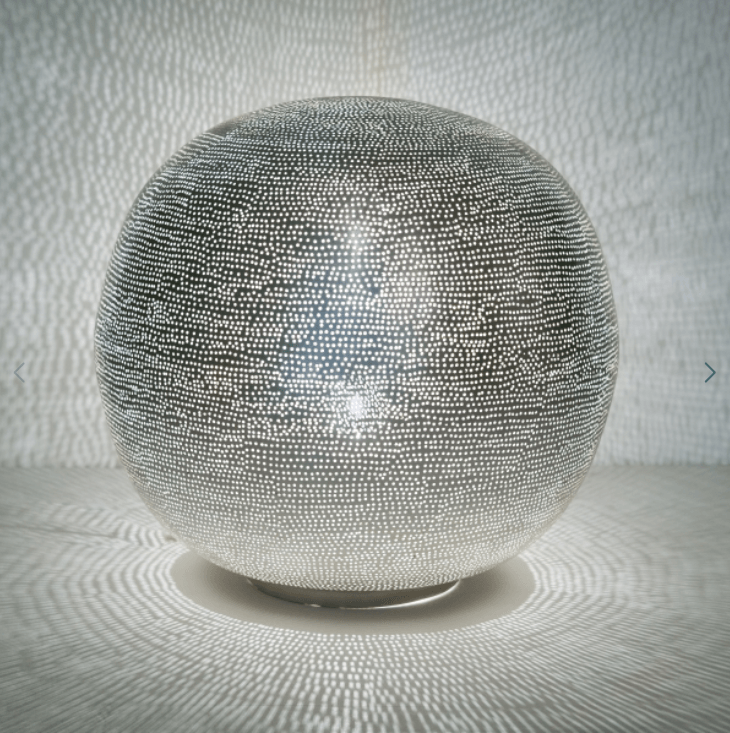 Zenza Tischlampe Ball Filisky silver - bm raumkonzept