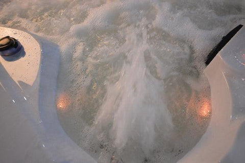Whirlpool Outdoor Hot Tub Spa Pool GADA marmorweiss-schwarz - bm raumkonzept